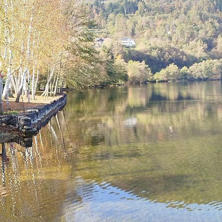 Casa Vacanza Da Nonna Elena Vattaro Bagian luar foto