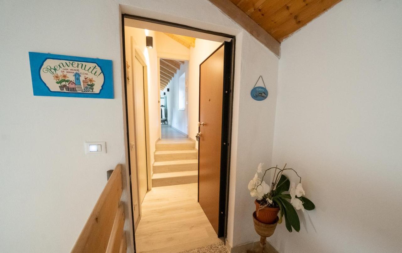 Casa Vacanza Da Nonna Elena Vattaro Bagian luar foto