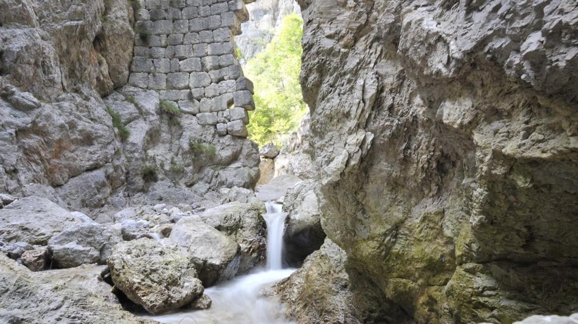 Casa Vacanza Da Nonna Elena Vattaro Bagian luar foto